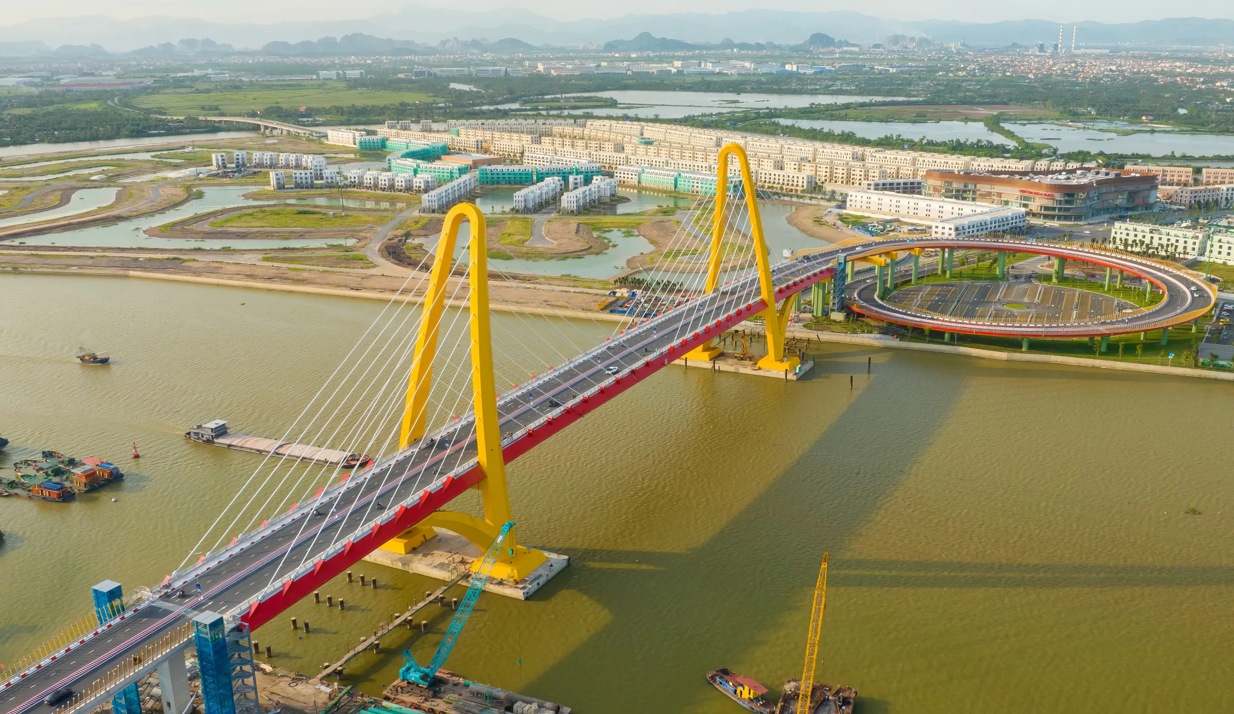 Cầu Hoàng Gia (Máy Chai) — Hải Phòng